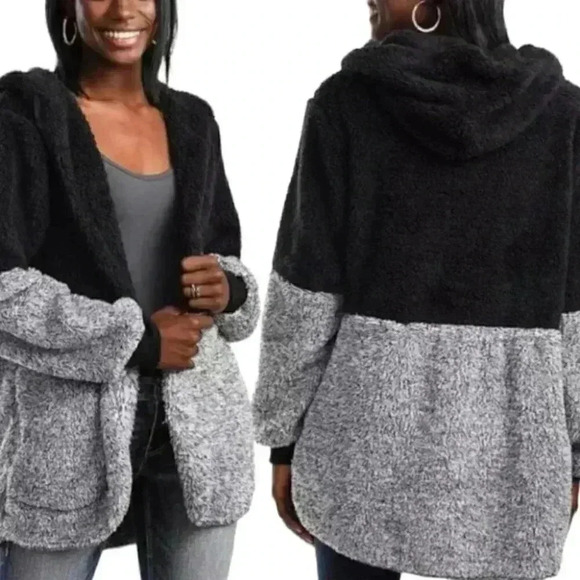 Boutique Shrug Fuzzy Comfy Sherpa Jacket - Picture 1 of 4